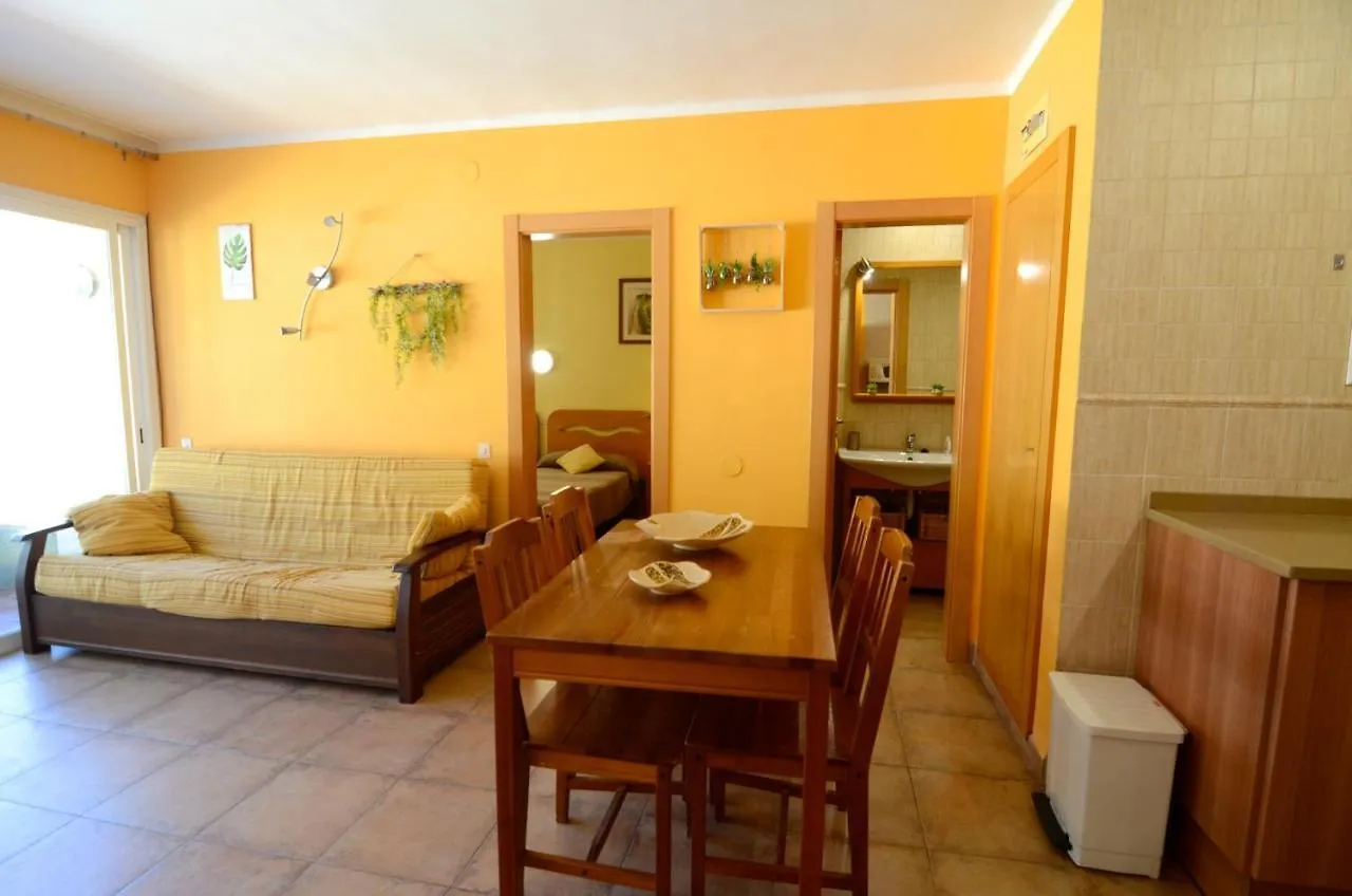 Apartamentos Omega L'Estartit 0*,  Spain